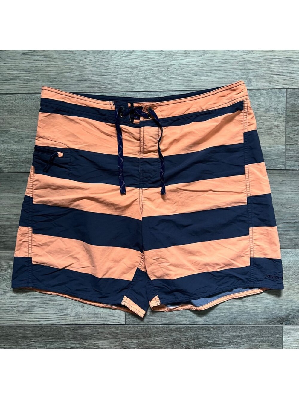Patagonia Men's 36 Board Shorts Striped Nylon Swim Zip Orange Blue Stripes